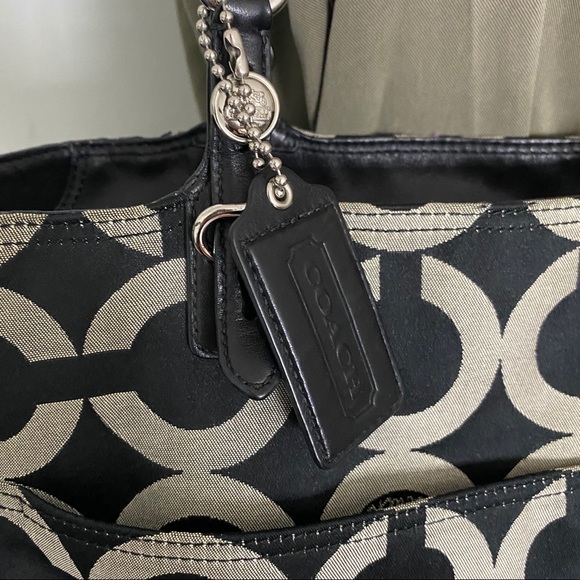 Authentic Coach Op Art Mia Sateen patterned Bag - Picture 5 of 14